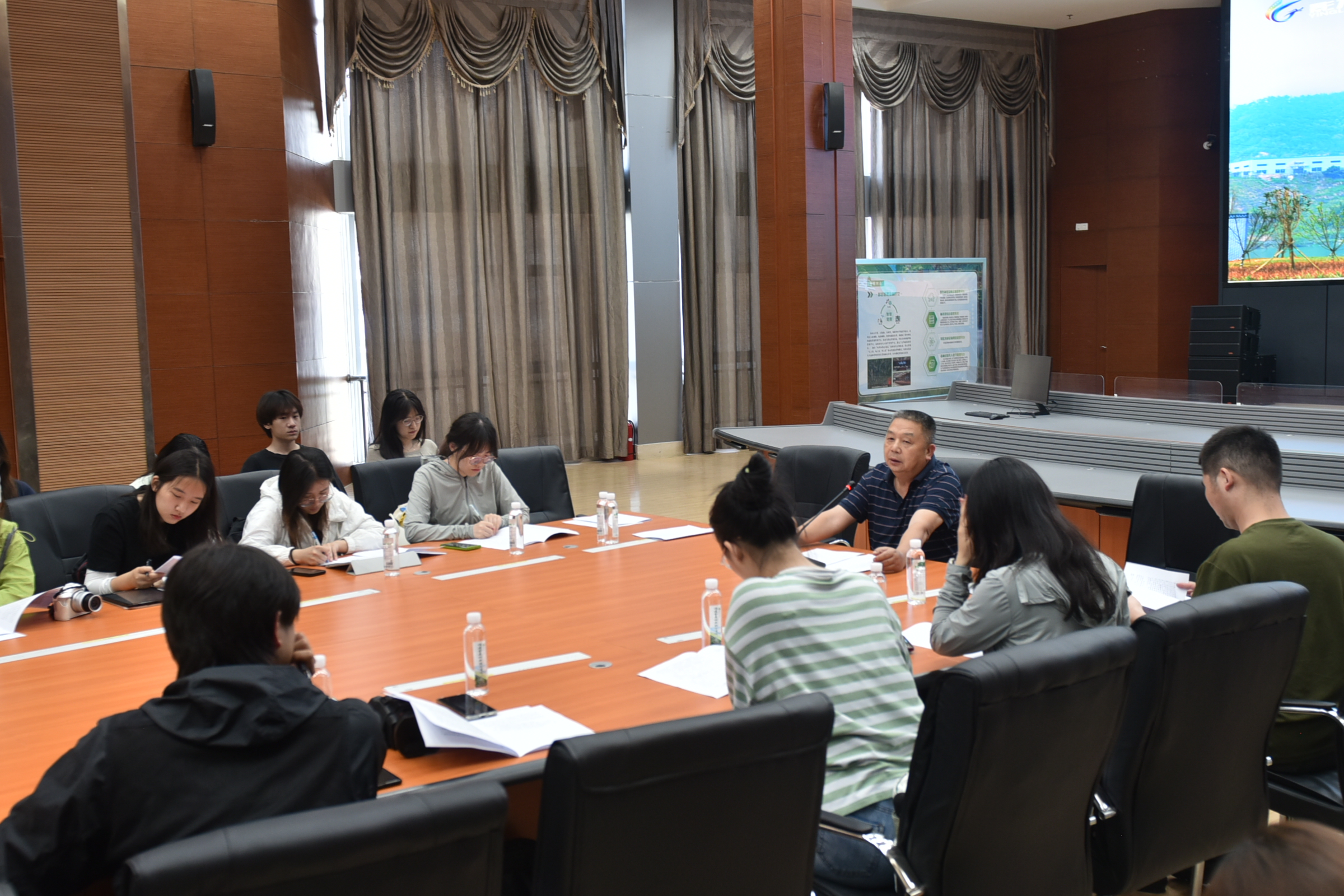 校企聯(lián)袂繪藍(lán)圖，北林學(xué)子訪金森